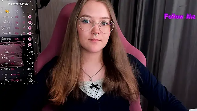 Snapshot of bunny_bubble chatting on 01-06-26, 11:42 bunny bubble online show from 01-06-26, 11:42