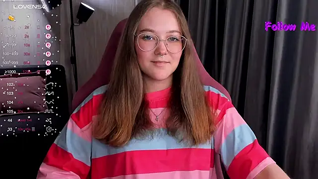 Snapshot of bunny_bubble chatting on 12-03-25, 10:53 bunny bubble online show from 12-03-25, 10:53