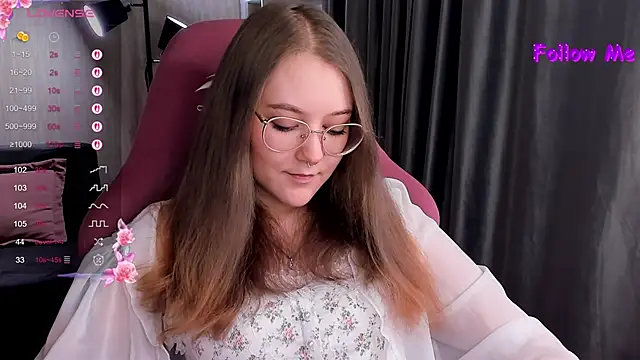 Snapshot of bunny_bubble chatting on 11-02-25, 11:21 bunny bubble online show from 11-02-25, 11:21