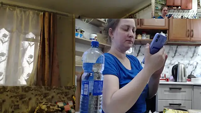 Sakura Green online show from 11-20-25, 11:55