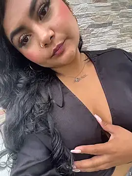 Juli Walker online show from 03-12-26, 02:21