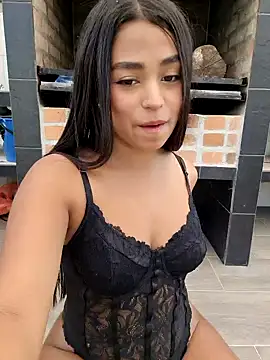 Juli Walker online show from 01-31-25, 05:53