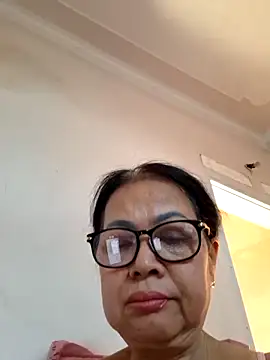 Hotestlove online show from 11-16-25, 09:14