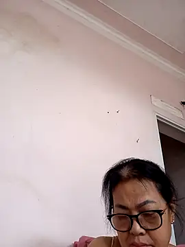 Hotestlove online show from 04-24-26, 03:41