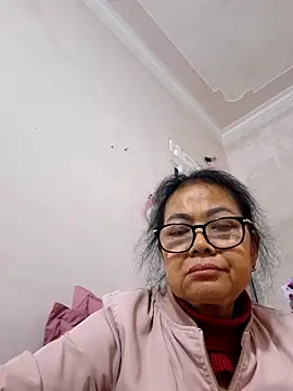 Hotestlove online show from 02-12-26, 10:04