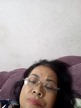 Hotestlove online show from 11-17-25, 10:58