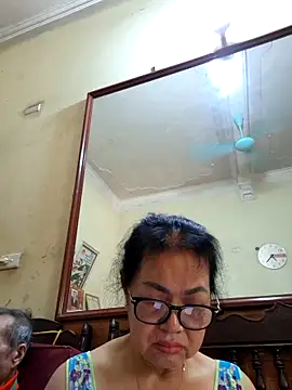 Hotestlove online show from 04-13-26, 12:25