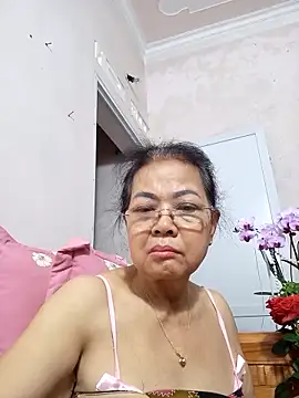 Hotestlove online show from 03-02-26, 11:33