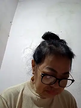 Hotestlove online show from 01-14-26, 09:40