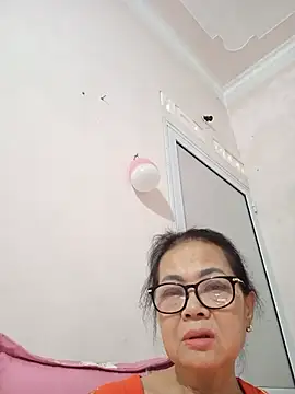Hotestlove online show from 05-23-26, 10:25