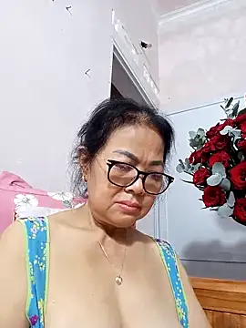 Hotestlove online show from 03-15-26, 12:45