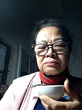 Hotestlove online show from 11-21-25, 12:53