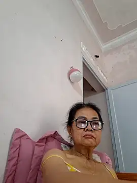 Hotestlove online show from 06-01-26, 11:59