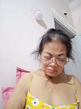 Snapshot of Hotestlove chatting on 06-23-26, 02:59 Hotestlove online show from 06-23-26, 02:59