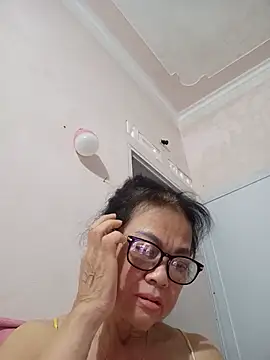 Snapshot of Hotestlove chatting on 07-19-26, 12:46 Hotestlove online show from 07-19-26, 12:46