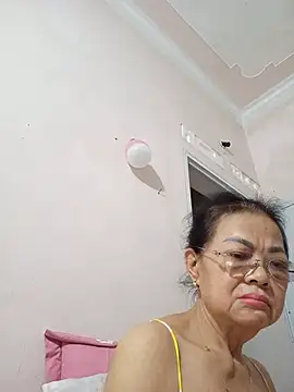 Snapshot of Hotestlove chatting on 07-18-26, 10:18 Hotestlove online show from 07-18-26, 10:18