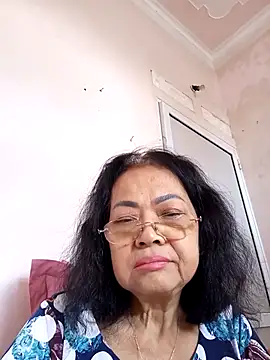 Hotestlove online show from 11-23-25, 04:11