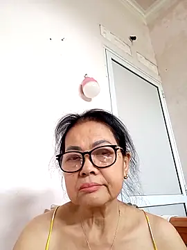 Hotestlove online show from 04-11-26, 06:54