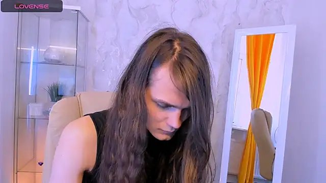 Snapshot of Will_Will_ chatting on 09-26-25, 05:58 Will Will online show from 09-26-25, 05:58