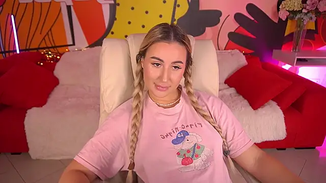 LiaBrazzerr online show from 11-08-25, 10:08