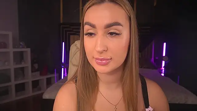 Snapshot of LiaBrazzerr chatting on 01-30-25, 02:58 LiaBrazzerr online show from 01-30-25, 02:58