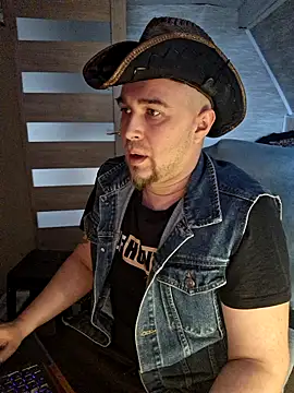 Foxyshaved online show from 03-25-26, 08:03