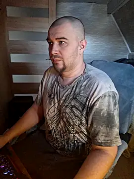 Foxyshaved online show from 03-07-26, 05:47