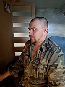 Foxyshaved online show from 03-23-26, 01:33