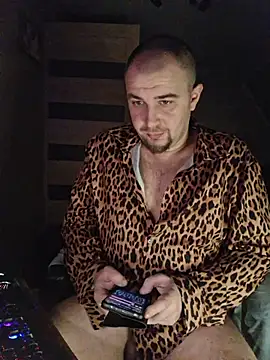 Foxyshaved online show from 03-02-26, 04:24