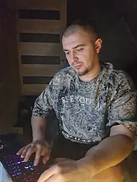 Foxyshaved online show from 01-15-26, 05:22