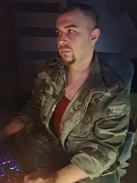 Foxyshaved online show from 03-03-26, 05:03