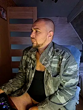 Foxyshaved online show from 07-07-26, 04:37