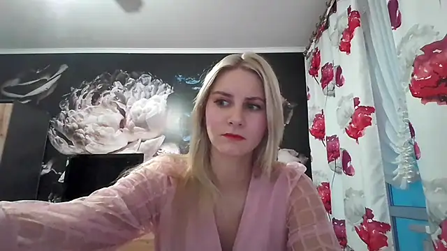 Snapshot of DagmarieFlirt chatting on 10-12-25, 05:09 DagmarieFlirt online show from 10-12-25, 05:09
