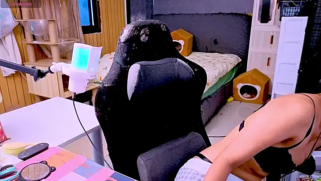 Kana G online show from 03-27-26, 07:39