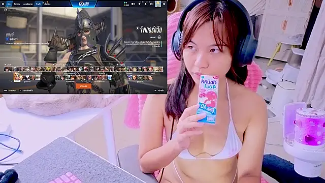 Snapshot of Kana_G chatting on 06-14-26, 02:51 Kana G online show from 06-14-26, 02:51