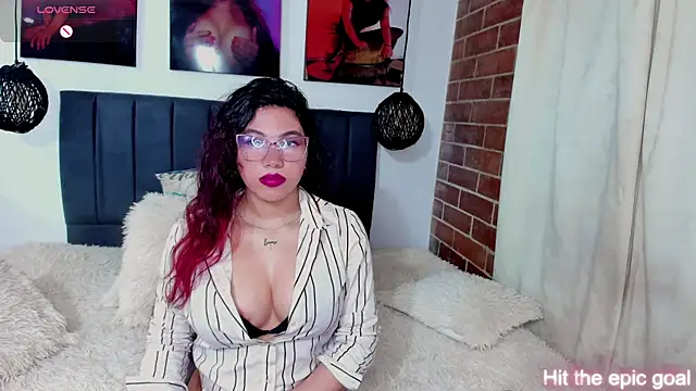kyliejenner hot online show from 06-19-26, 04:29