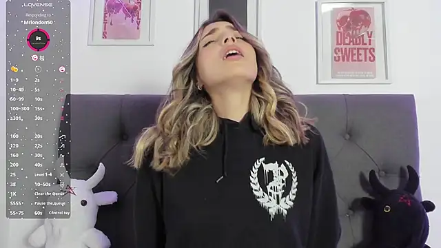 IsadoraGalle  online show from 02-22-26, 09:49