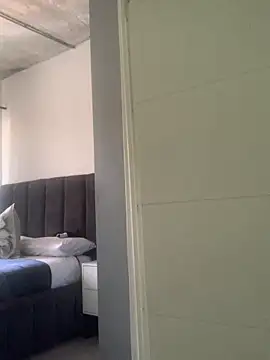 slimcateee online show from 02-09-26, 10:57