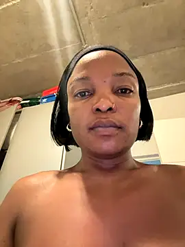 slimcateee online show from 11-18-25, 08:01