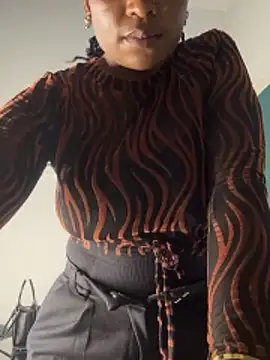 slimcateee online show from 10-19-25, 08:33