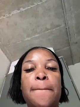 slimcateee online show from 02-10-26, 04:06