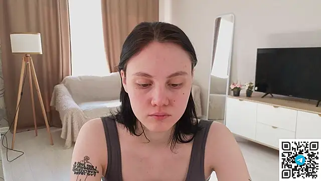 MaryCoopeer online show from 04-24-26, 05:09