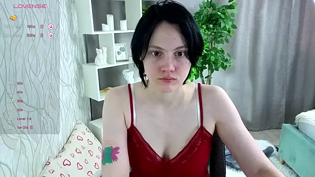 Snapshot of MaryCoopeer chatting on 09-20-25, 05:12 MaryCoopeer online show from 09-20-25, 05:12