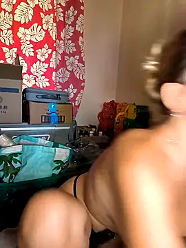 Snapshot of emma4xxx chatting on 02-02-26, 08:41 emma4xxx online show from 02-02-26, 08:41