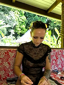 emma4xxx online show from 01-12-26, 08:15