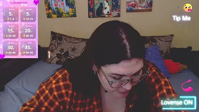 Snapshot of JuliaKeln chatting on 05-15-26, 04:16 JuliaKeln online show from 05-15-26, 04:16