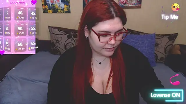 Snapshot of JuliaKeln chatting on 04-24-26, 03:47 JuliaKeln online show from 04-24-26, 03:47
