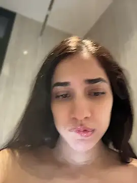 CuteeRose online show from 07-04-26, 01:59