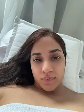 CuteeRose online show from 06-17-26, 12:59