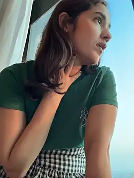 CuteeRose online show from 11-30-25, 01:01